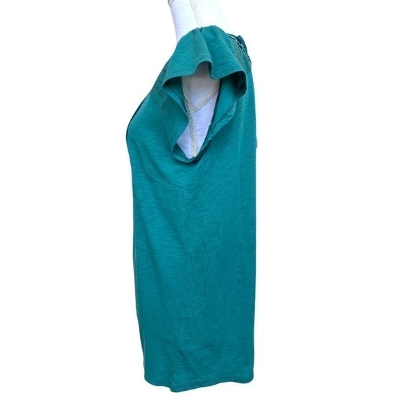 DEMOCRACY Embroidered V-Neck Turquoise Loose Top - Picture 2 of 5